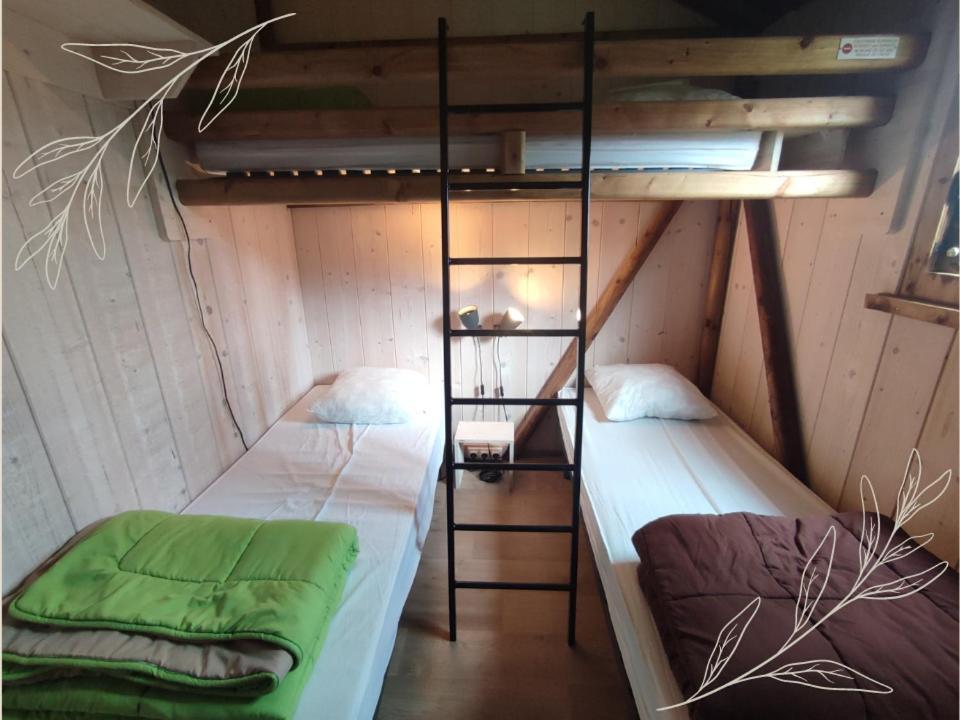 Hotel De Plein Air Le Chanset Ceyrat Habitación foto